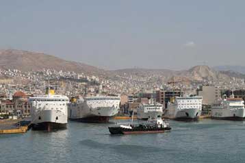 Τέσσερις «μνηστήρες» για το εμπορικό κέντρο στο σταθμό του ΟΣΕ στον Πειραιά