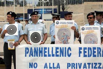 Παρέμβαση Καραμανλή για τις προγραμματισμένες κινητοποιήσεις των αστυνομικών