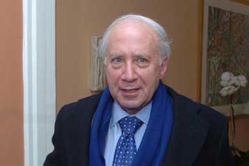 Διαψεύδει ο ΟΗΕ σενάρια παραίτησης Νίμιτς από τη διαμεσολάβηση με την ΠΓΔΜ