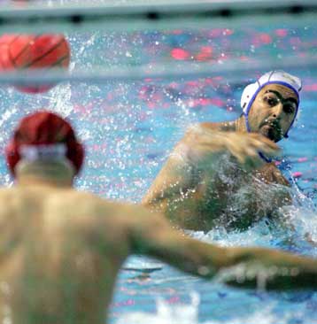 Στο φάιναλ-4 της Ευρωλίγκα ο Ολυμπιακός, θριαμβεύοντας μέσα στην Βουδαπέστη