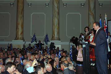 Στη Μελβούρνη ο πρωθυπουργός συνεχίζει τις επαφές του με ομογενείς