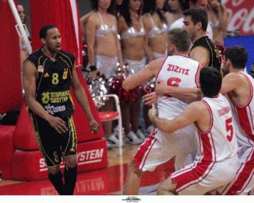 Κρατήθηκαν τα δελτία των Ματσιγιάουσκας και Σκέιλς, κινδυνεύει το ΣΕΦ