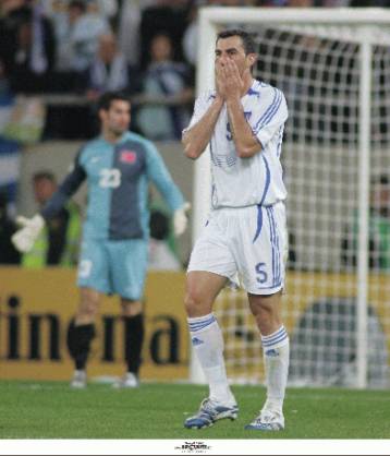 Με Πατσατζόγλου αντί του τραυματία Δέλλα η Εθνική μας κόντρα σε Ουγγαρία, Μολδαβία