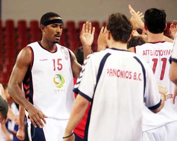 Στις ΗΠΑ ο Χάτσον για το γεογέννητο παιδί του, χάνει τον ημιτελικό με τον Παναθηναϊκό