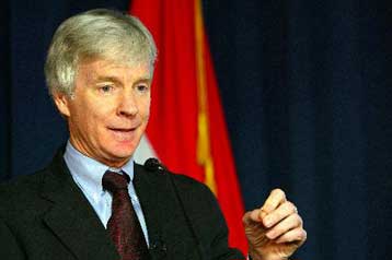 Πρώτες επίσημες συνομιλίες μεταξύ ΗΠΑ και Ιράν εδώ και 27 χρόνια