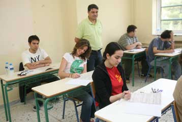 «Φρένο» της Αρχής Προσωπικών Δεδομένων στην καταστροφή των γραπτών των Πανελλαδικών