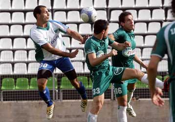 Ελπίζει ακόμα στον τίτλο ο Λεβαδειακός μετά το 3-1 επί του Αγροτικού Αστέρα