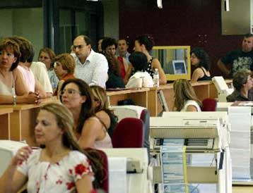 Στο στόχαστρο της Εφορίας οι επιχειρηματικές αμοιβές