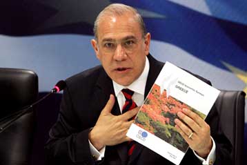 Προτάσεις-σοκ για Ασφαλιστικό, εργασιακές σχέσεις και Παιδεία από τον ΟΟΣΑ