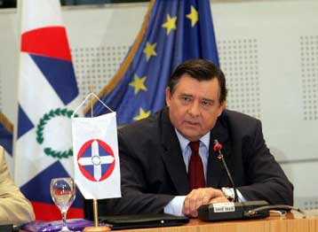 Ανοιχτές οι πόρτες του ΛΑ.ΟΣ. για τον Π.Μαντούβαλο, λέει ο Γ.Καρατζαφέρης