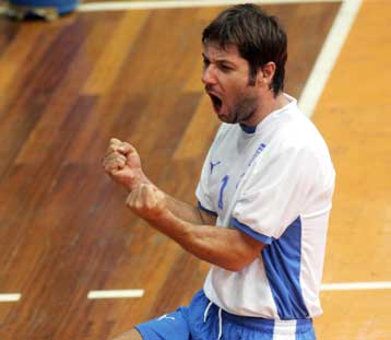 Παίκτης του Ολυμπιακού για τα επόμενα δύο χρόνια ο Αχιλλέας Παπαδημητρίου