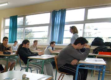 «Δεν τίθεται θέμα διαρροής» θεμάτων των Πανελλαδικών, λέει το υπουργείο Παιδείας