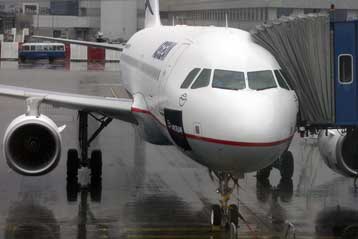 Περιπέτεια με επιβατικό αεροσκάφος ενώ πετούσε πάνω από τη Σκόπελο