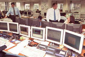 Αρχίζουν οι κλητεύσεις υπόπτων για την υπόθεση των ομολόγων