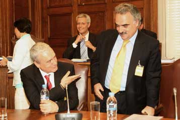 Εξηγήσεις Μηλιάκου και Τσουπίδη για την αγορά ομολόγων από ΑΤΕ και Ταμιευτήριο