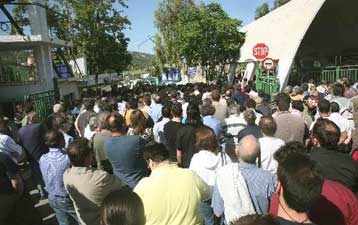 Ανησυχία στους εργαζόμενους των Ναυπηγείων Σκαραμαγκά για τις απολύσεις