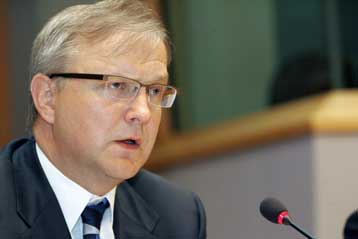 «Η Σερβία μπορεί να ξεκινήσει ξανά την προενταξιακή διαδικασία» λέει ο Όλι Ρεν