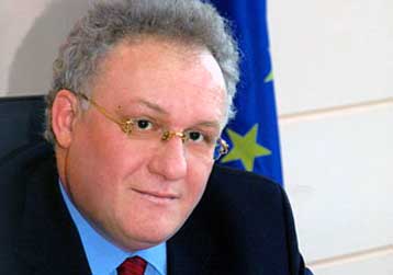 Στον εισαγγελέα για απάτη τρία κέντρα αδυνατίσματος σε Αθήνα, Πειραιά και Θεσσαλονίκη