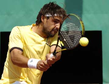 Ο Παγδατής προκρίθηκε στους «16», η Δανιηλίδου αποκλείστηκε και στο διπλό