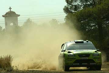 Σταθερό προβάδισμα του Γκρόνχολμ στο 54ο Ράλι Ακρόπολις, δεύτερος ανέβηκε ο Λεμπ