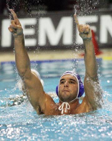 Πρώτες νίκες για Ολυμπιακό, Εθνικό στα ημιτελικά και Πανιώνιο στη μάχη της 5ης θέσης