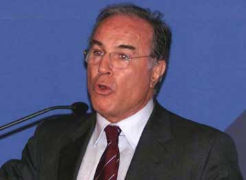 Αγνοια για τους λόγους αποπομπής του από το ΠΑΣΟΚ δηλώνει ο Κίμων Κουλούρης