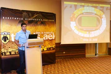 Πρωτάθλημα με την ΑΕΚ θέλει ο Ζήκος στην τελευταία του χρονιά στα γήπεδα