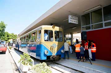 «Φρένο» στον οδοντωτό των Καλαβρύτων, λόγω μη συμβατότητας των νέων συρμών