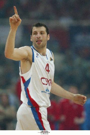 Αποφασίζω μέσα στην εβδομάδα, λέει ο Παπαλουκάς και παρατείνει την αγωνία