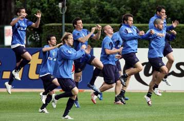 Σημαντικά ματς για τα προκριματικά του Euro 2008 την Τετάρτη