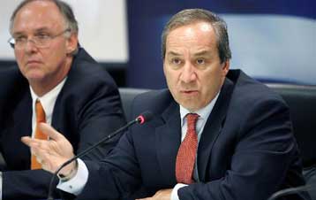 «Κρυφό» δάνειο 1 δισ. ευρώ από την JP Morgan στο Δημόσιο