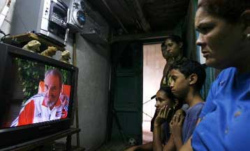 Ένας υγιέστερος Φιντέλ Κάστρο «μίλησε» για πρώτη φορά στους Κουβανούς