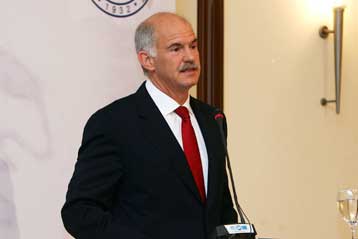 Επαφές με περιβαλλοντικές οργανώσεις είχε ο Γιώργος Παπανδρέου