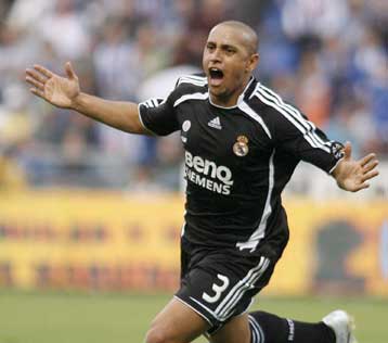 Στη Φενέρμπαχτσε με συμβόλαιο-«μαμούθ» ο Ρομπέρτο Κάρλος