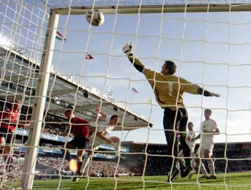 Στο «κόλπο» της πρόκρισης μπήκαν για τα καλά Νορβηγία και Βοσνία