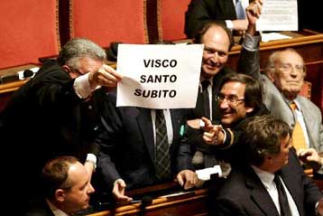 Τη στήριξη της Γερουσίας κέρδισε η κυβέρνηση Πρόντι για υπόθεση-σκάνδαλο υφυπουργού