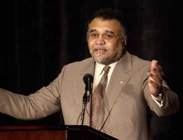 Σαουδάραβας πρίγκιπας έλαβε κρυφές προμήθειες για συμφωνία πώλησης οπλικών συστημάτων