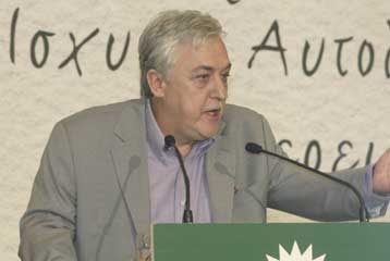 Ομαλά εξελίσσεται η κατάσταση της υγείας του Αλέκου Παπαδόπουλου