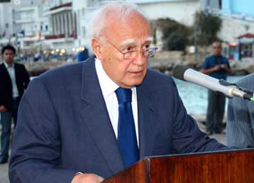 Νέο μήνυμα Παπούλια προς την Αγκυρα από την ακριτική Κάσο