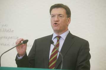 Διαρκής ο αιφνιδιασμός της κυβέρνησης στα εθνικά θέματα, τονίζει το ΠΑΣΟΚ