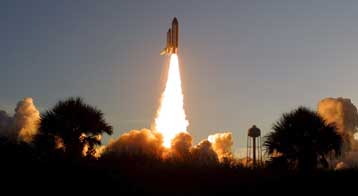 Το ταξίδι του προς το Διεθνή Διαστημικό Σταθμό ξεκίνησε το Σάββατο το Atlantis