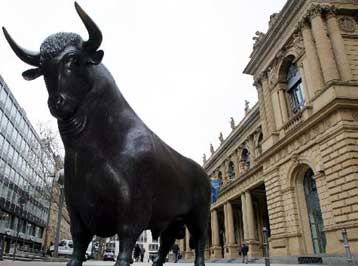 Σημαντικά κέρδη στα ευρωπαϊκά χρηματιστήρια τη Δευτέρα