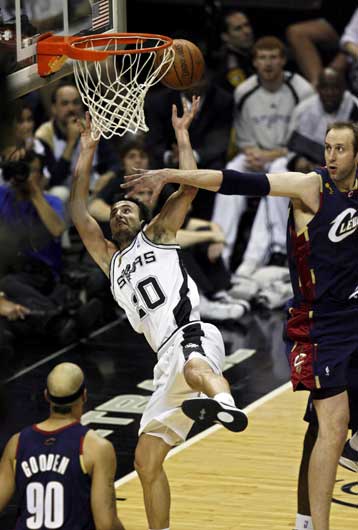 Δεύτερο βήμα τίτλου για τους Σπερς μετά το 103-92 επί του Κλίβελαντ