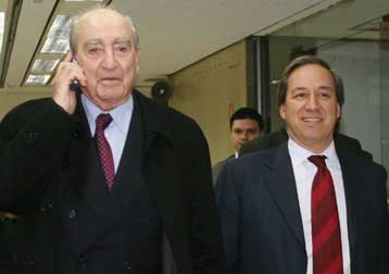 Στο κόκκινο το πολιτικό θερμόμετρο με αφορμή οικονομία και ομόλογα