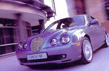 Έτοιμη να πωλήσει την Jaguar και την Land Rover είναι η Ford