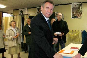 Δεν δίνει κατεύθυνση ψήφου για το δεύτερο γύρο των εκλογών ο Μπαϊρού