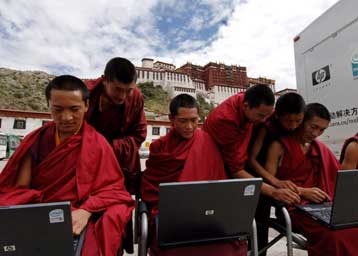 Το ένα δισεκατομμύριο πλησιάζουν οι υπολογιστές σε παγκόσμιο επίπεδο