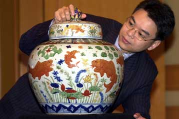 Ναυάγιο γεμάτο πορσελάνες Μινγκ εντοπίστηκε στην Κίνα