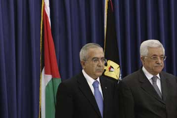 ΕΕ, ΗΠΑ και Ισραήλ στηρίζουν τη νέα μετριοπαθή κυβέρνηση που διόρισε ο Μ.Αμπάς