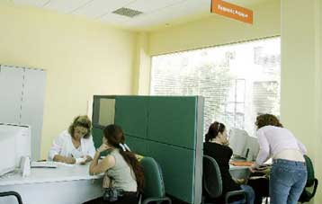 Στο 9,5% αυξήθηκε η ανεργία τον Μάρτιο